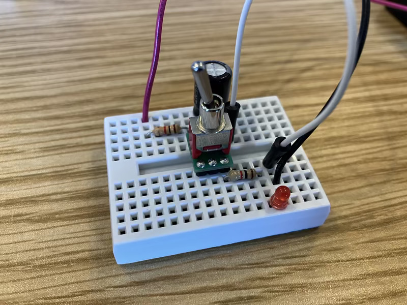 led-capacitor